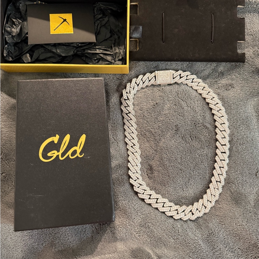 Shop GLD Diamond Prong Link Choker in White Gold - 14k White Gold Plated /